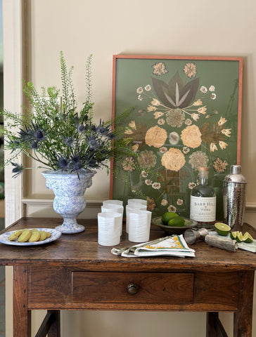 Stylish & Thoughtful Gifts to Bring When Visiting Friends This Summer